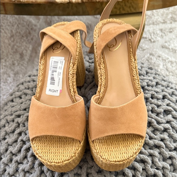 Sam Edelman Tan Wedge Sandals. NWOB. Sz 9.5 - Picture 1 of 5